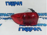 Фонарь задний наружный левый Subaru Tribeca 84201XA15A.