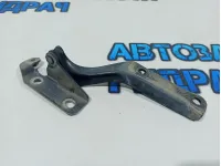 Петля капота правая Subaru Tribeca 57260-XA00A-9P.