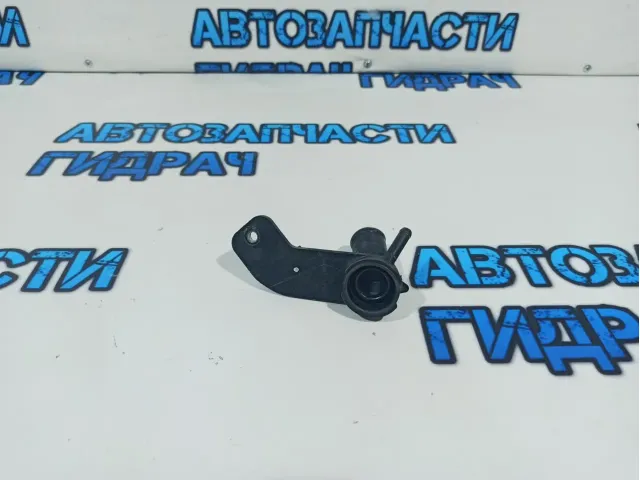 Горловина радиатора Subaru Tribeca 45152-XA00A.