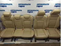 Комлект сидений Subaru Tribeca.