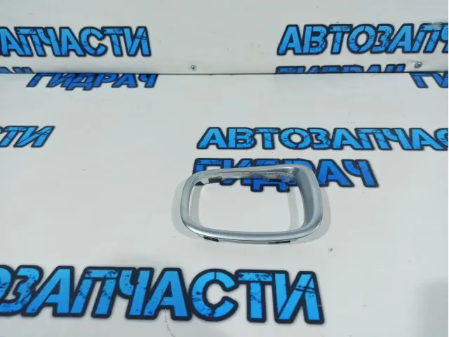 Накладка Subaru Tribeca 35154-XA00A.