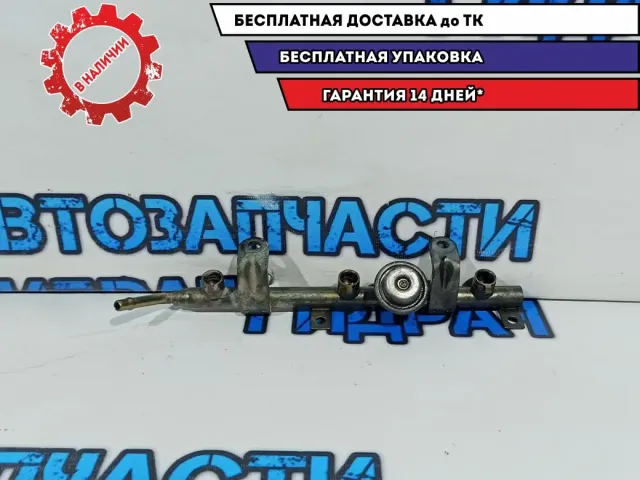 Рейка топливная правая Subaru Tribeca 17533-AA440.