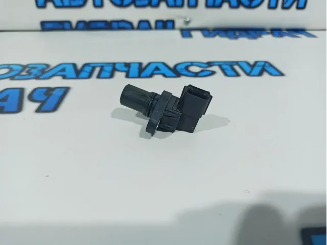 Датчик положения распредвала Subaru Tribeca 22056-AA101.