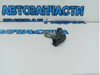 Датчик положения коленвала Subaru Tribeca 22053-AA070.