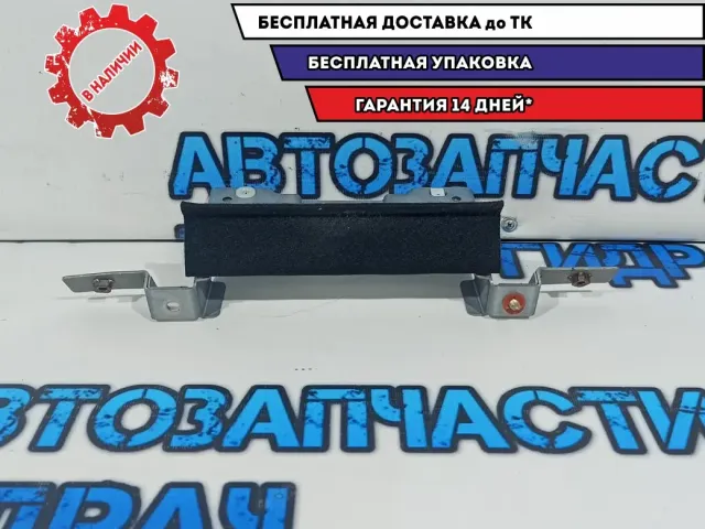 Кронштейн задней ручки Subaru Tribeca 92044XA020.