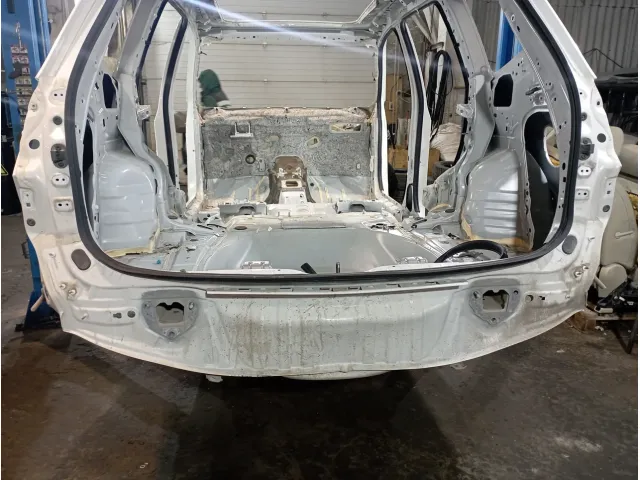 Панель задняя Subaru Forester (SK/S14)