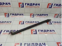 Амортизатор двери багажника правый Subaru Forester (SK/S14) 63320SJ000