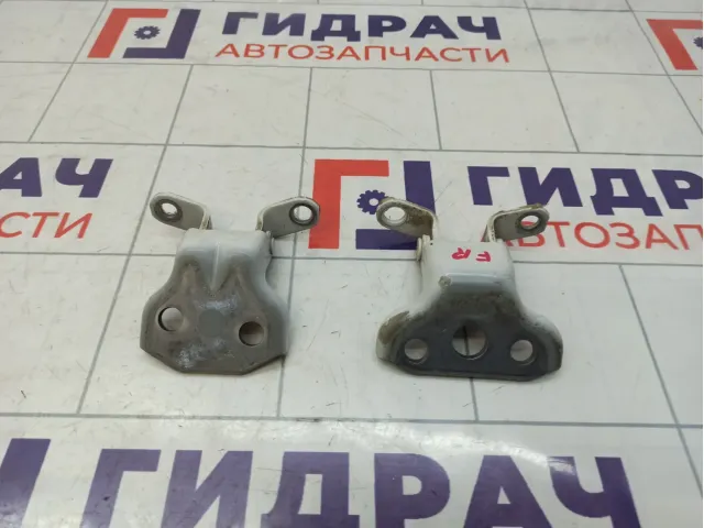 Петли двери передней правой Subaru Forester (SK/S14)