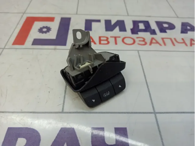 Блок кнопок в рулевое колесо Subaru Forester (SK/S14)
