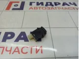 Кнопка открывания багажника Subaru Forester (SK/S14)