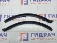 Уплотнитель двери (уплотнитель задних арок, пара) Subaru Forester 63526SC