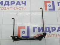 Кронштейн крепления аккумулятора (АКБ) Subaru Forester 82182AG001