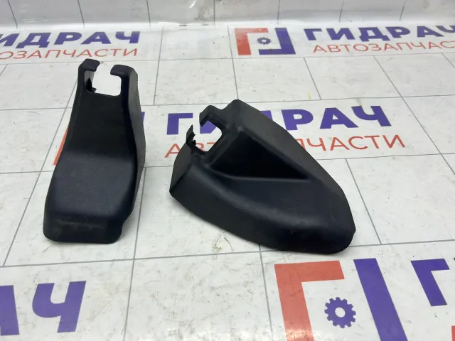 Накладка сиденья переднего правого Subaru Forester 64115SC000AR