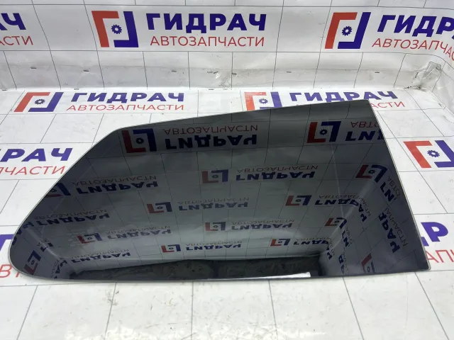 Стекло кузовное (форточка) правая Subaru Forester 65209SC002