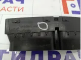 Дефлектор воздушный центральный Subaru Forester 66110FG020