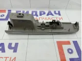 Накладка кнопки стеклоподъемника Subaru Forester 94266FG500