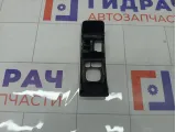 Накладка торпедо Subaru Forester 83002FG000