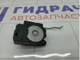 Моторчик заслонки отопителя (печки) Subaru Forester T1011655A