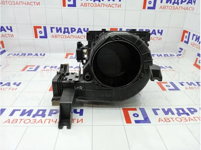 Моторчик отопителя (печки) Subaru Forester 72210FG010