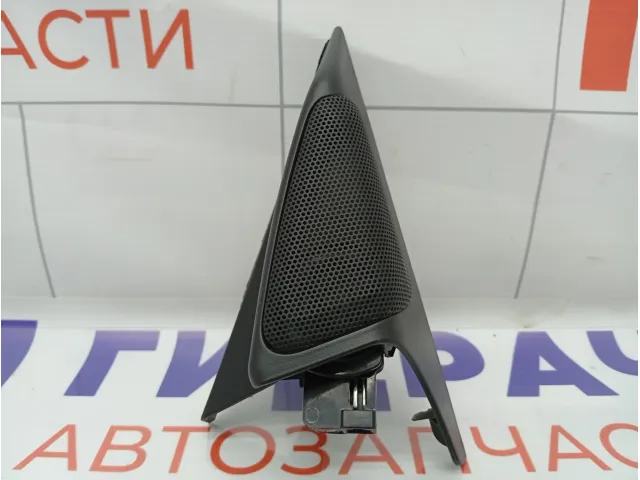 Крышка зеркала внутренняя правая Subaru Forester 94251SC120