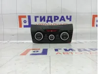 Блок управления климатической установкой Subaru Forester 72311SJ451