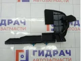 Дефлектор радиатора левый Subaru Forester 73233SJ010