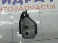 Кронштейн крепления обшивки багажника левый Subaru Forester 96170SG010
