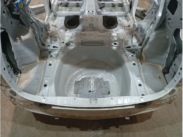 Панель задняя Subaru Forester