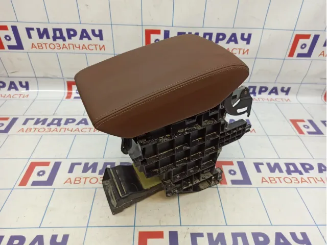Подлокотник Subaru Forester (SK/S14)