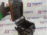 Подлокотник Subaru Forester (SK/S14)