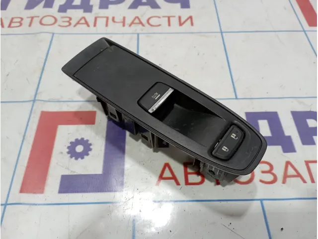 Кнопка стеклоподъемника переднего правого Subaru Forester (SK/S14)