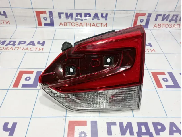 Фонарь задний внутренний правый Subaru Forester (SK/S14)