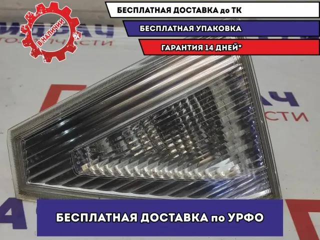 Фонарь задний внутренний правый Subaru Impreza (G12) G12 84912-FG061.