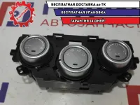 Блок управления климатической установкой Subaru Impreza (G12) G12 72311-FG031.