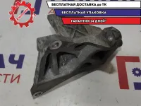 Кронштейн компрессора кондиционера Subaru Impreza (G12) G12 73611-SA010.