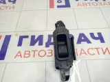 Кнопка стеклоподъемника задняя правая Subaru Legacy 83071AG040