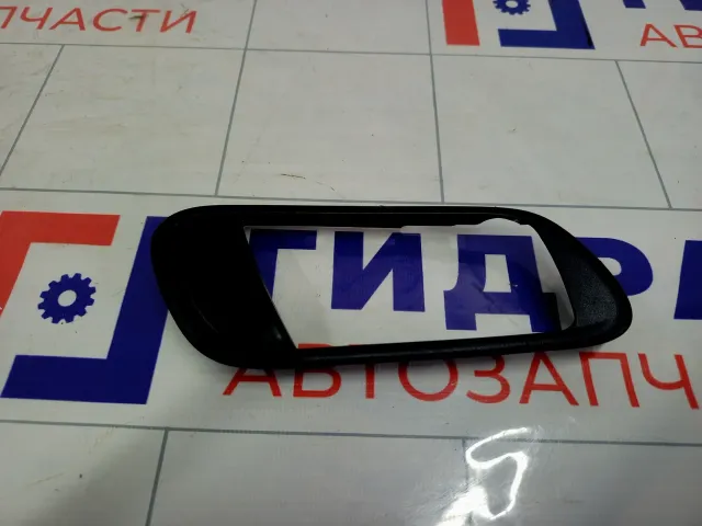 Накладка ручки внутренней задней правой Subaru Legacy 94246AG001