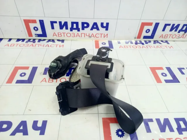 Ремень безопасности центральный задний Subaru Legacy 64682AG002JC