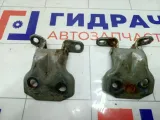 Петли двери передней правой Subaru Legacy