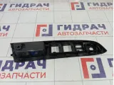 Накладка блока управления стеклоподъемниками Subaru XV 94263FJ070VH