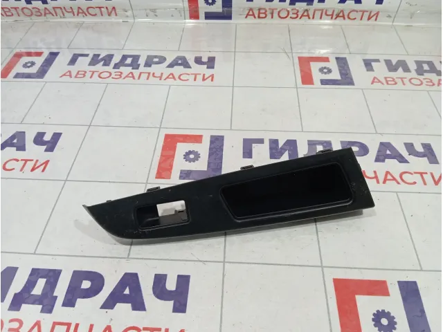 Накладка кнопки стеклоподъемника заднего правого Subaru XV 94263FJ080VH