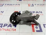 Кронштейн ролика натяжителя Subaru XV 11709AA070