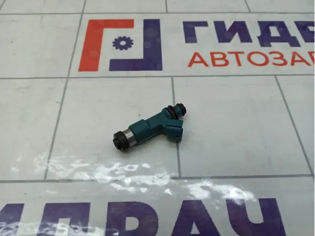 Форсунка инжекторная Subaru XV 16611AA800