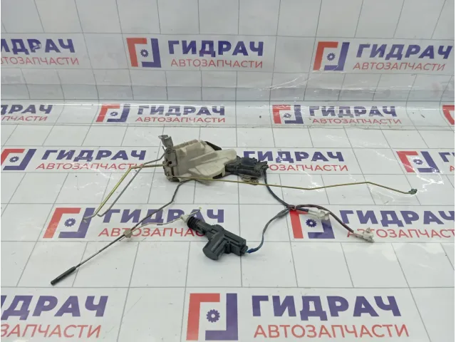 Замок двери передний левый Suzuki Aerio 8220254G00