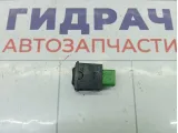 Кнопка обогрева сидений пассажирская Suzuki Aerio 3785565D00