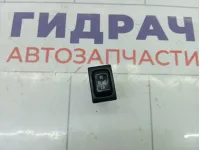 Кнопка обогрева сидений водительская Suzuki Aerio 3785065D00