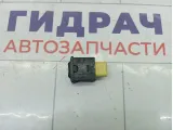 Кнопка обогрева сидений водительская Suzuki Aerio 3785065D00