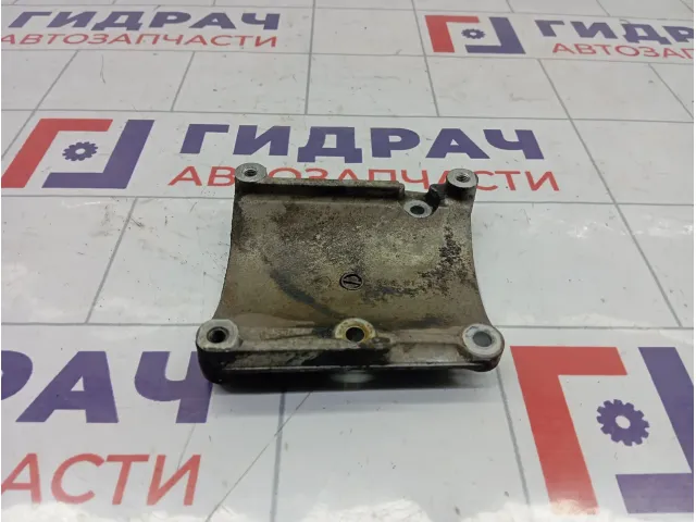 Кронштейн кондиционера Suzuki Aerio 9511154G01