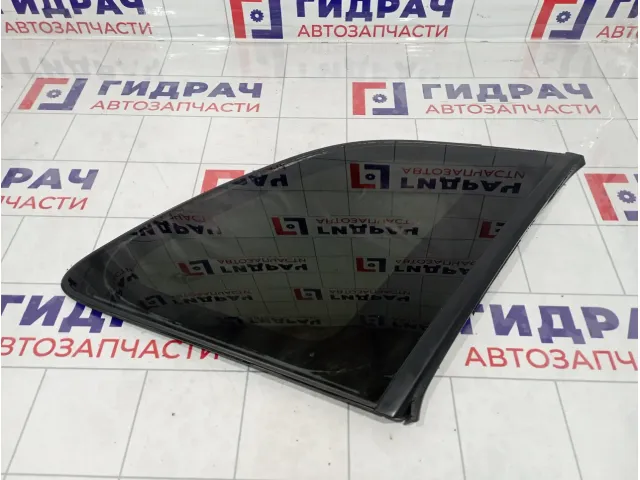 Стекло кузовное глухое правое Suzuki Liana (RC31S) 84580-54G00