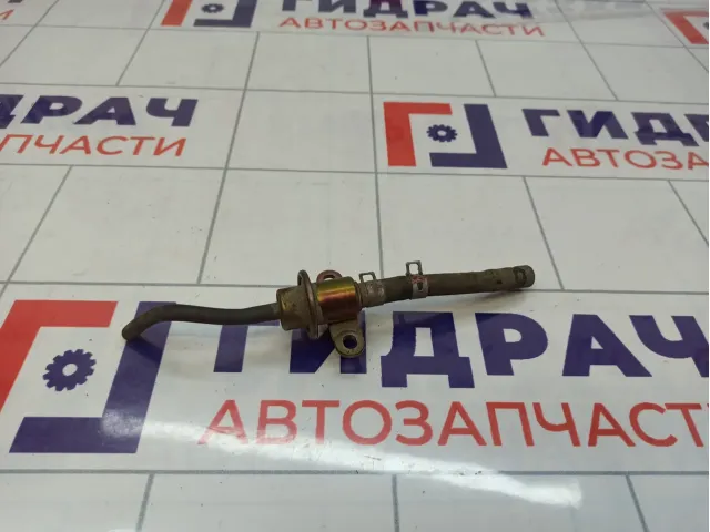 Регулятор давления топлива Suzuki Liana (RC31S) 15610-67D00